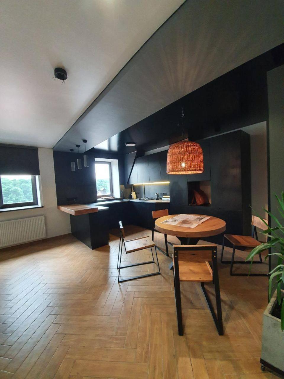 Luxury_Loft Lägenhet Kamjanets-Podilskyj Exteriör bild
